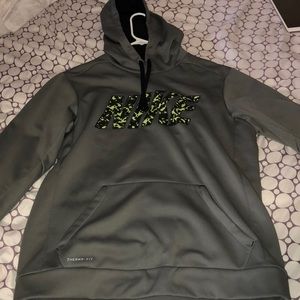 Nike Therma-Fit Hoodie